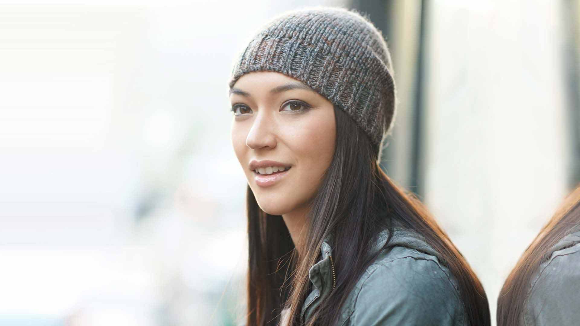 Loreal Paris Article These Beanie Hairstyles Will Keep You Warm For Winter D V2